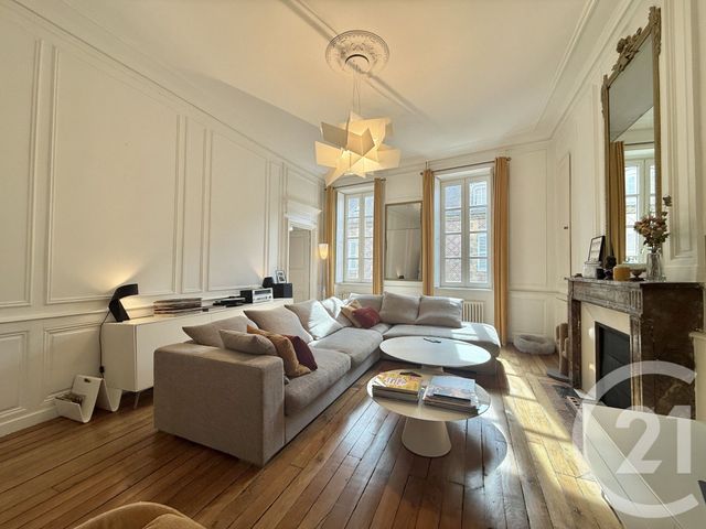 Maison &agrave; vendre - 12 pi&egrave;ces - 273 m2 - Moulins - 03 - AUVERGNE
