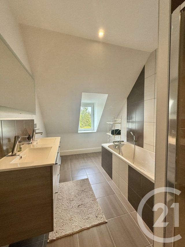 Maison &agrave; vendre - 12 pi&egrave;ces - 273 m2 - Moulins - 03 - AUVERGNE