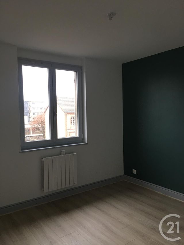 Appartement F2 &agrave; louer - 2 pi&egrave;ces - 52 m2 - Yzeure - 03 - AUVERGNE