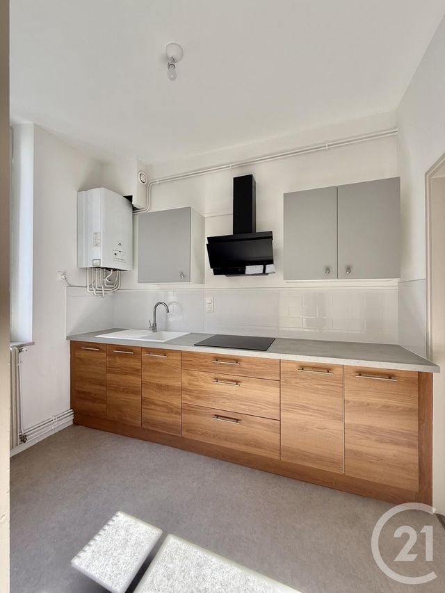 Appartement F1 &agrave; louer - 1 pi&egrave;ce - 31,60 m2 - Moulins - 03 - AUVERGNE