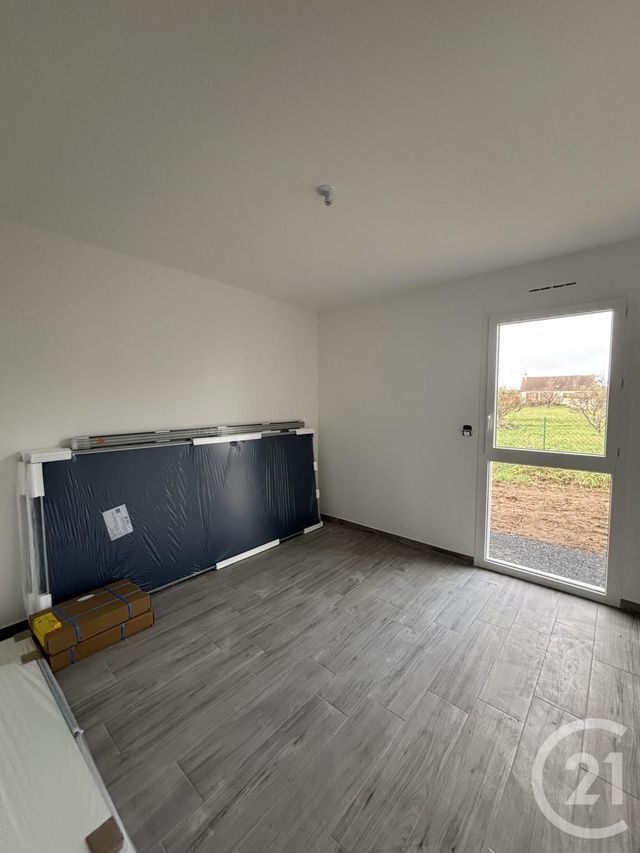 Maison &agrave; louer - 5 pi&egrave;ces - 113,33 m2 - Avermes - 03 - AUVERGNE