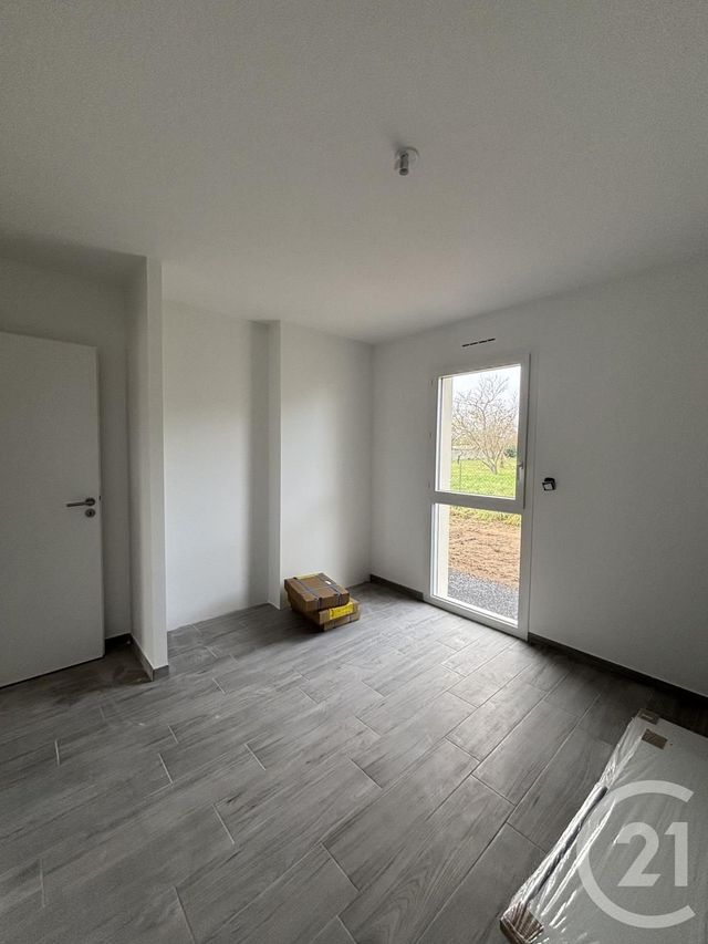 Maison &agrave; louer - 5 pi&egrave;ces - 113,33 m2 - Avermes - 03 - AUVERGNE