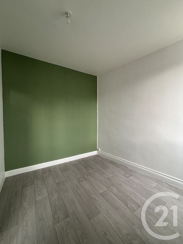 Appartement F2 &agrave; louer - 2 pi&egrave;ces - 35,90 m2 - Moulins - 03 - AUVERGNE