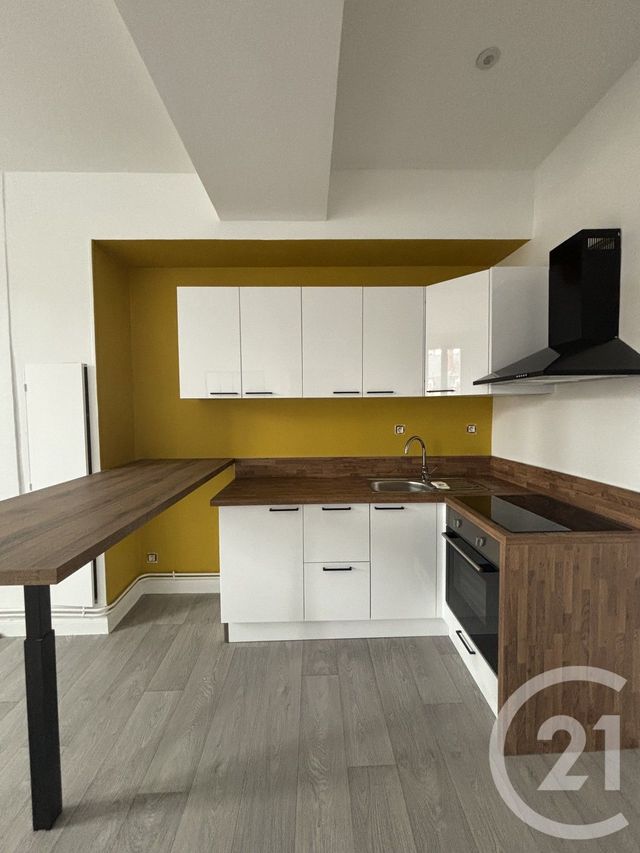Appartement F2 &agrave; louer - 2 pi&egrave;ces - 35,90 m2 - Moulins - 03 - AUVERGNE