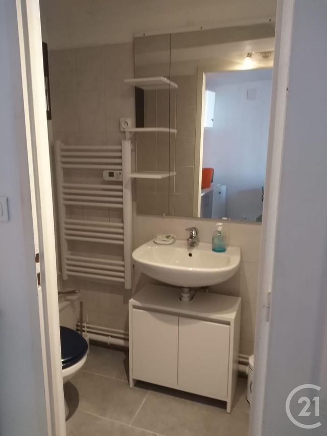 Appartement F1 &agrave; louer - 1 pi&egrave;ce - 21,29 m2 - Moulins - 03 - AUVERGNE