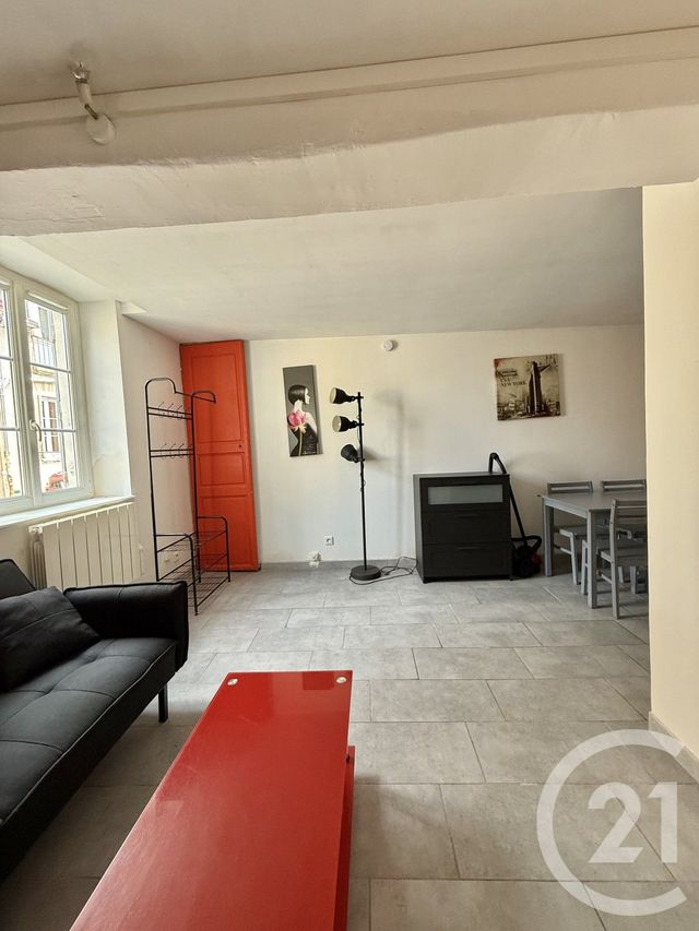 Appartement F1 &agrave; louer - 1 pi&egrave;ce - 21,29 m2 - Moulins - 03 - AUVERGNE
