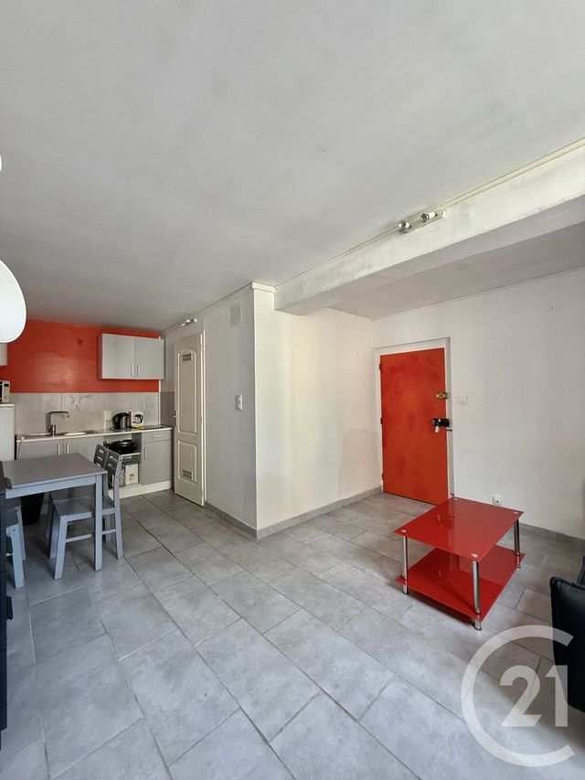 Appartement F1 &agrave; louer - 1 pi&egrave;ce - 21,29 m2 - Moulins - 03 - AUVERGNE