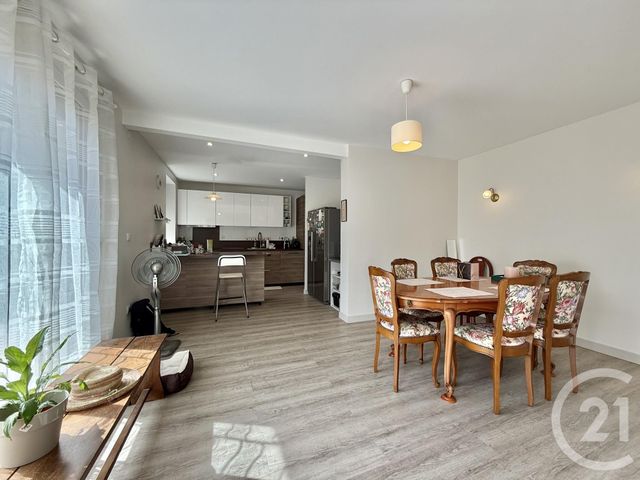 Maison &agrave; vendre - 4 pi&egrave;ces - 140 m2 - Moulins - 03 - AUVERGNE