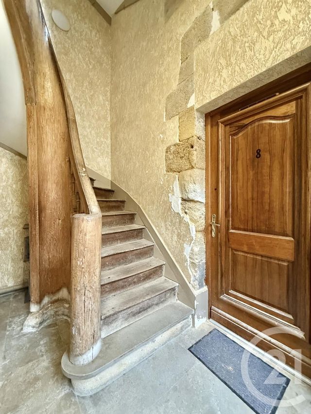 Appartement F3 &agrave; louer - 3 pi&egrave;ces - 61,50 m2 - Moulins - 03 - AUVERGNE