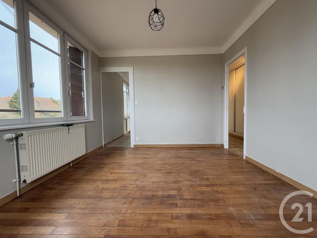 Maison &agrave; louer - 4 pi&egrave;ces - 101 m2 - Le Montet - 03 - AUVERGNE
