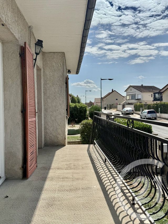 Maison &agrave; louer - 4 pi&egrave;ces - 80,25 m2 - Lusigny - 03 - AUVERGNE