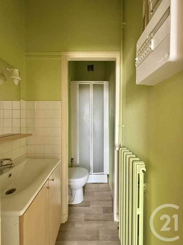 Appartement Studio &agrave; louer - 1 pi&egrave;ce - 23,50 m2 - Moulins - 03 - AUVERGNE