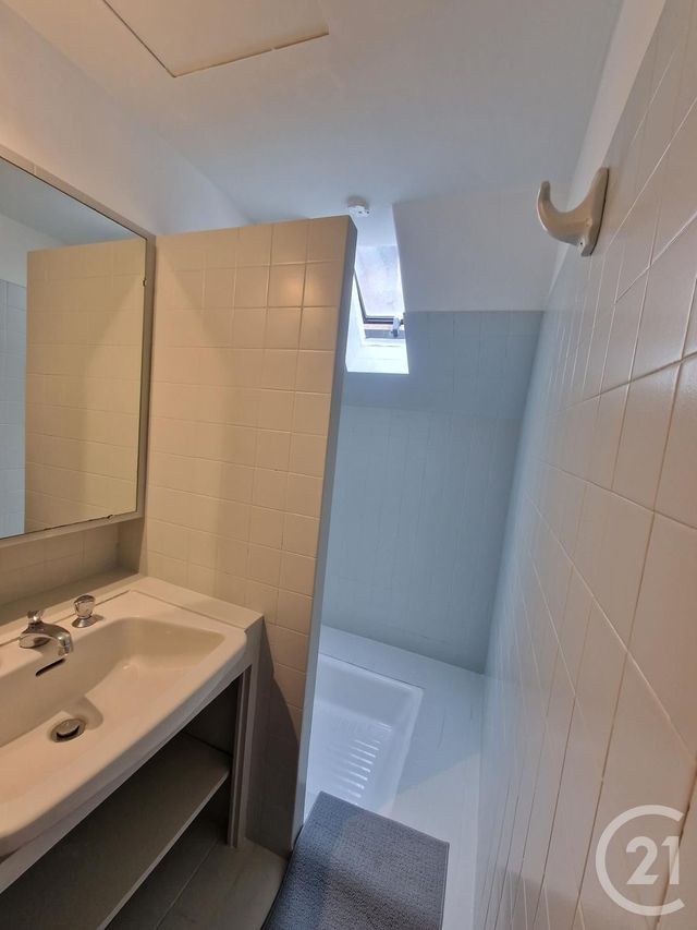 Appartement F1 &agrave; louer - 1 pi&egrave;ce - 17,10 m2 - Moulins - 03 - AUVERGNE
