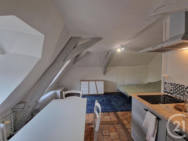 Appartement F1 &agrave; louer - 1 pi&egrave;ce - 17,10 m2 - Moulins - 03 - AUVERGNE