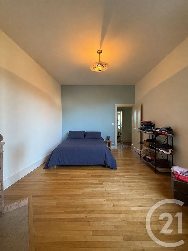 Appartement F3 &agrave; louer - 3 pi&egrave;ces - 88 m2 - Moulins - 03 - AUVERGNE