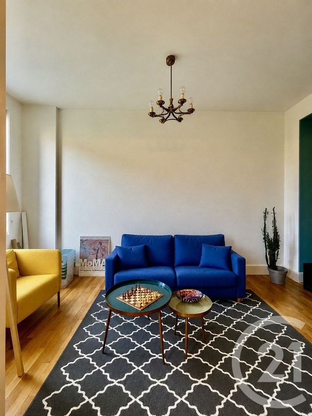 Appartement F3 &agrave; louer - 3 pi&egrave;ces - 88 m2 - Moulins - 03 - AUVERGNE