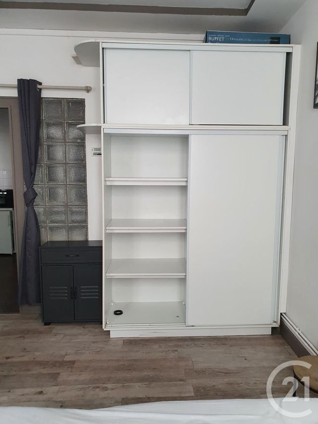 Appartement F1 &agrave; louer - 1 pi&egrave;ce - 28,74 m2 - Moulins - 03 - AUVERGNE