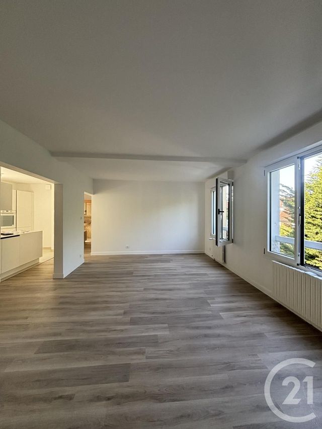 Appartement F2 &agrave; louer - 2 pi&egrave;ces - 62,53 m2 - Moulins - 03 - AUVERGNE