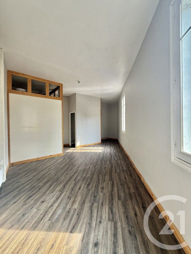Local commercial à louer - 60.0 m2 - 03 - Allier