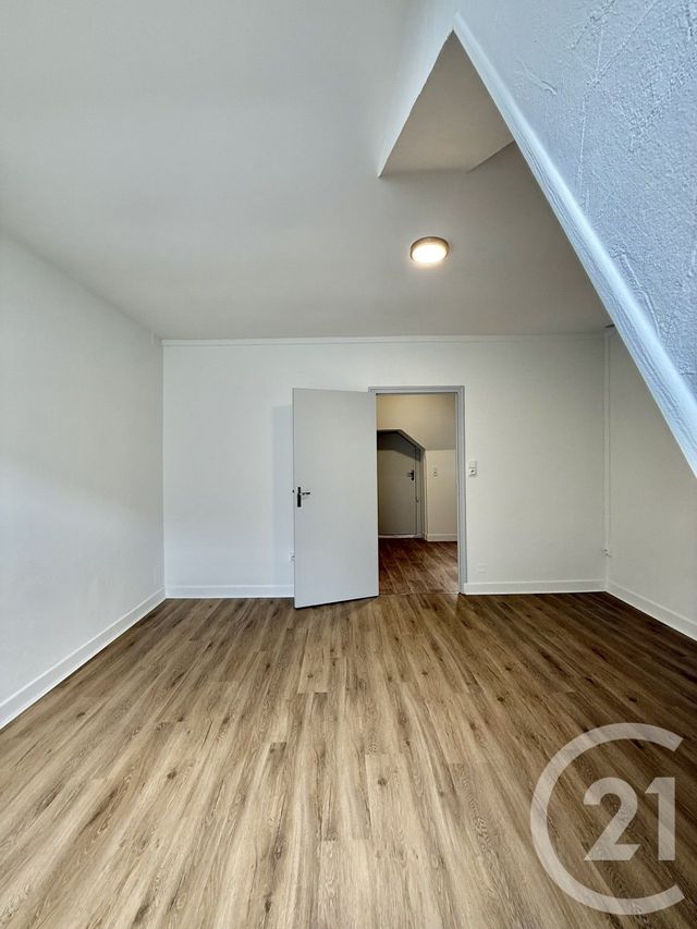 Appartement Studio &agrave; louer - 1 pi&egrave;ce - 25,34 m2 - Moulins - 03 - AUVERGNE