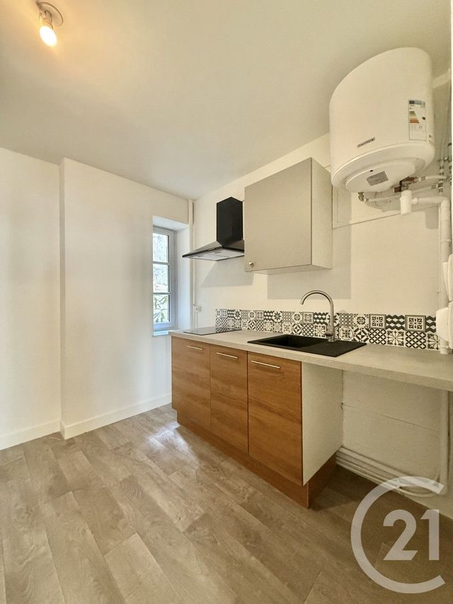 Appartement Studio &agrave; louer - 1 pi&egrave;ce - 29,27 m2 - Moulins - 03 - AUVERGNE