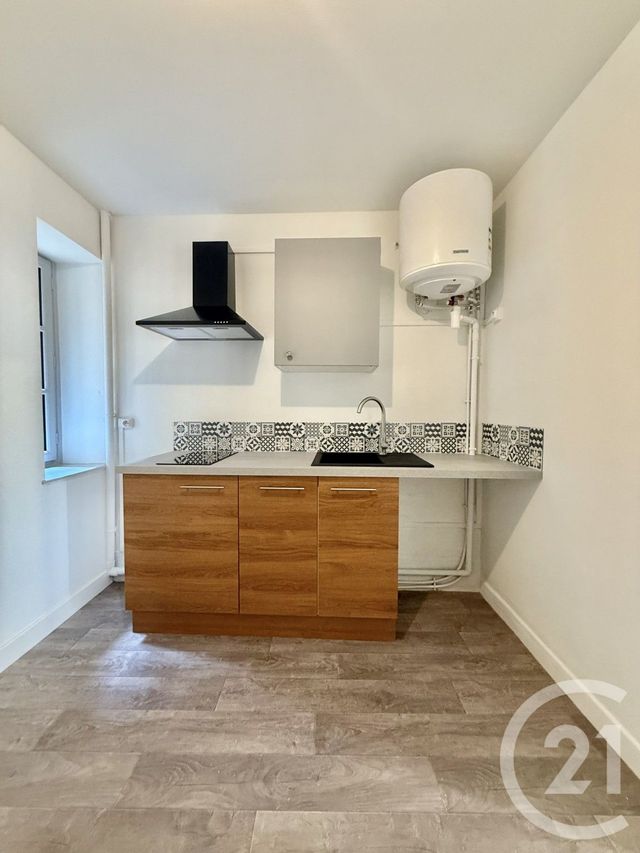 Appartement Studio &agrave; louer - 1 pi&egrave;ce - 29,27 m2 - Moulins - 03 - AUVERGNE