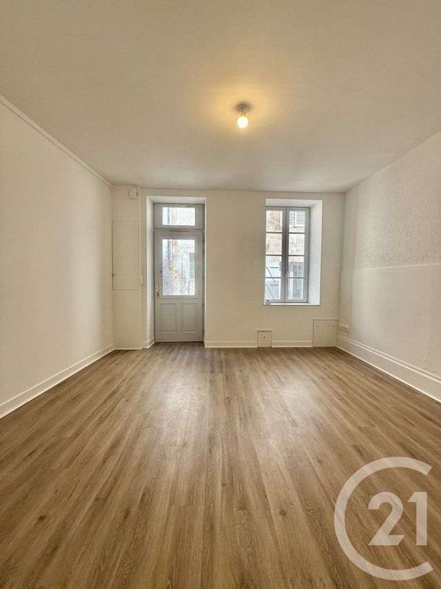 Appartement Studio &agrave; louer - 1 pi&egrave;ce - 29,27 m2 - Moulins - 03 - AUVERGNE