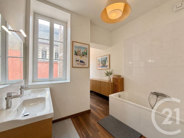 Maison &agrave; vendre - 8 pi&egrave;ces - 191,90 m2 - Moulins - 03 - AUVERGNE