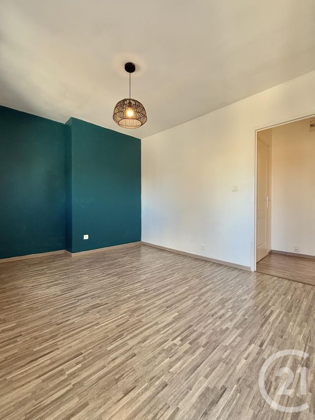 Maison &agrave; louer - 3 pi&egrave;ces - 75,54 m2 - Moulins - 03 - AUVERGNE