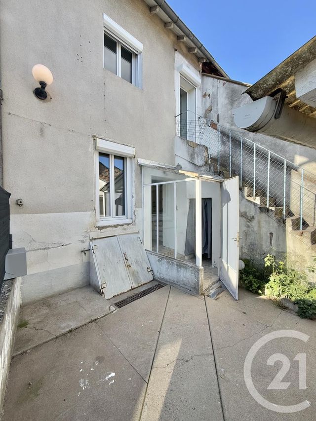 Maison &agrave; louer - 3 pi&egrave;ces - 75,54 m2 - Moulins - 03 - AUVERGNE