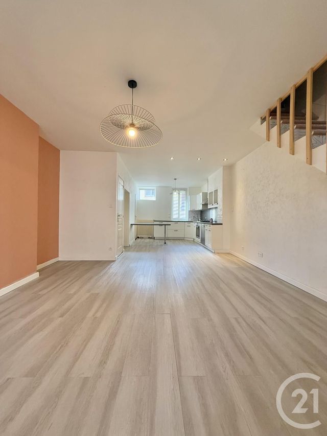 Maison &agrave; louer - 3 pi&egrave;ces - 75,54 m2 - Moulins - 03 - AUVERGNE