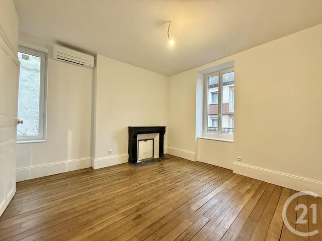 Maison &agrave; louer - 5 pi&egrave;ces - 150,73 m2 - Moulins - 03 - AUVERGNE