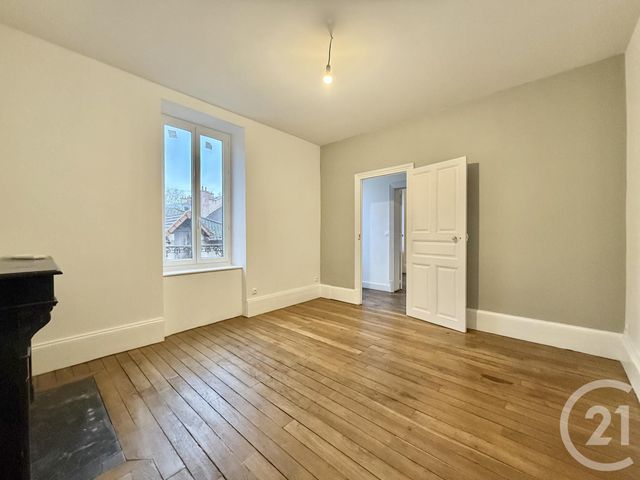 Maison &agrave; louer - 5 pi&egrave;ces - 150,73 m2 - Moulins - 03 - AUVERGNE