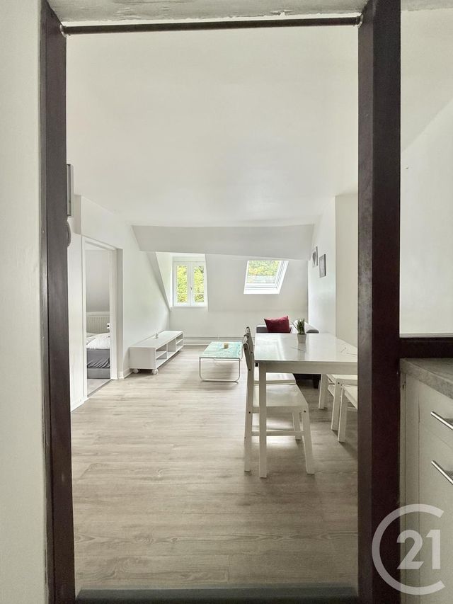 Appartement F2 &agrave; louer - 2 pi&egrave;ces - 25,63 m2 - Moulins - 03 - AUVERGNE