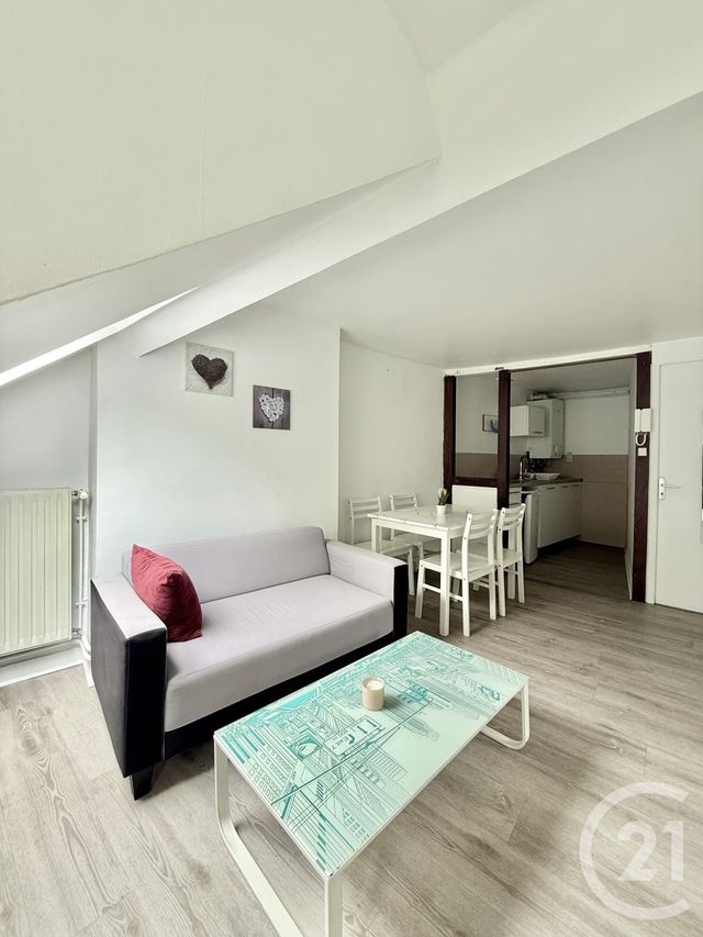 Appartement F2 &agrave; louer - 2 pi&egrave;ces - 25,63 m2 - Moulins - 03 - AUVERGNE