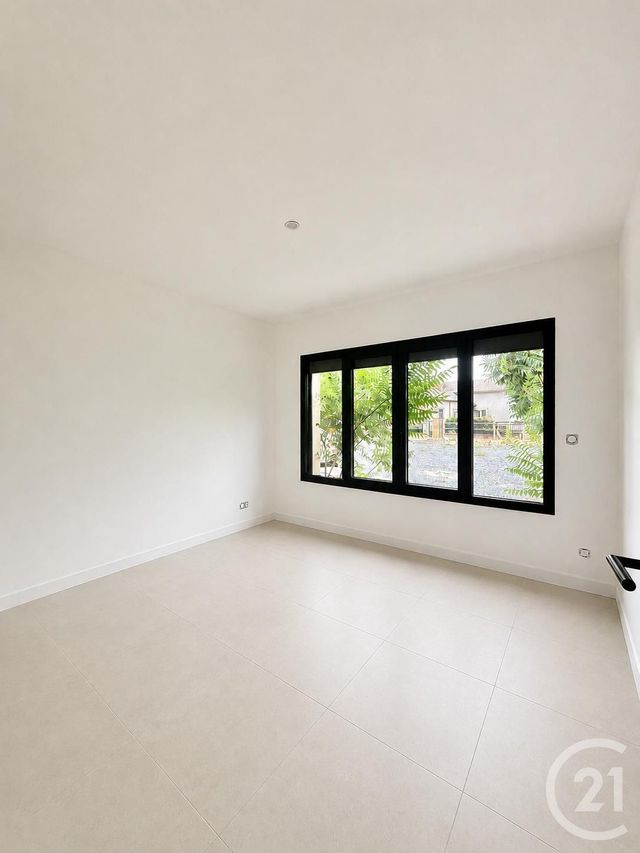Maison &agrave; louer - 4 pi&egrave;ces - 99,09 m2 - Yzeure - 03 - AUVERGNE