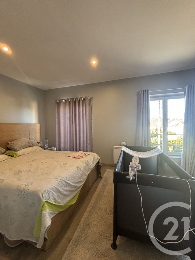 Appartement F3 &agrave; louer - 3 pi&egrave;ces - 66,43 m2 - Yzeure - 03 - AUVERGNE