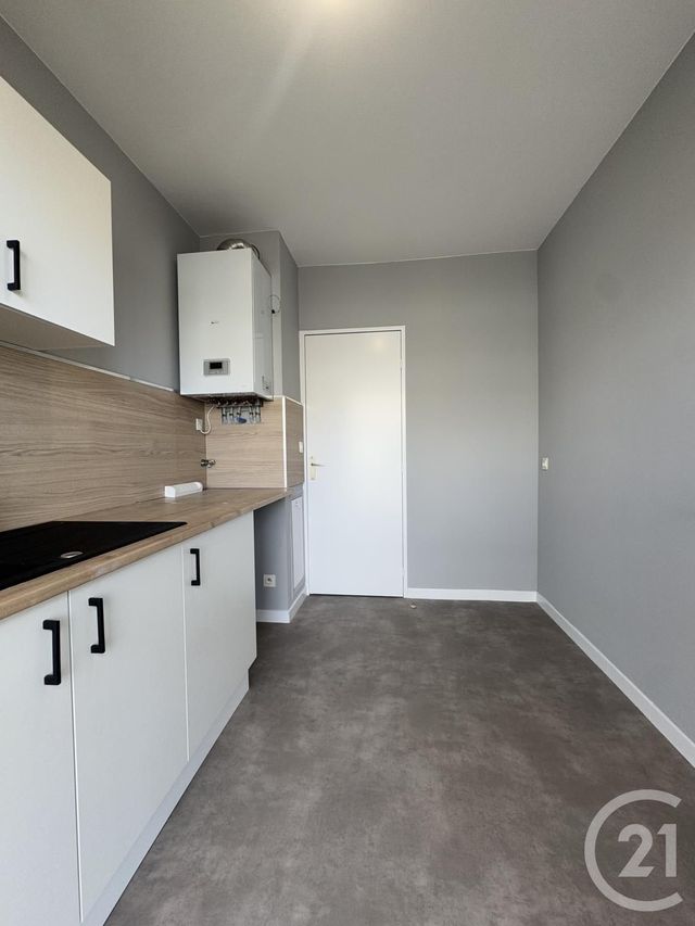 Appartement F2 &agrave; louer - 2 pi&egrave;ces - 47,30 m2 - Moulins - 03 - AUVERGNE