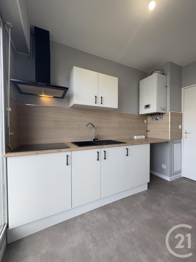 Appartement F2 &agrave; louer - 2 pi&egrave;ces - 47,30 m2 - Moulins - 03 - AUVERGNE