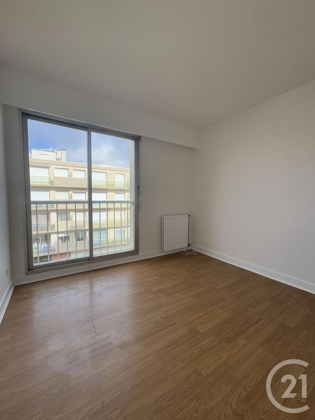 Appartement F2 &agrave; louer - 2 pi&egrave;ces - 47,30 m2 - Moulins - 03 - AUVERGNE