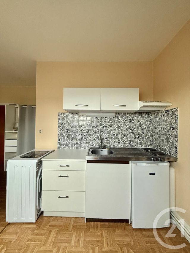 Appartement F1 &agrave; louer - 1 pi&egrave;ce - 20,35 m2 - Moulins - 03 - AUVERGNE