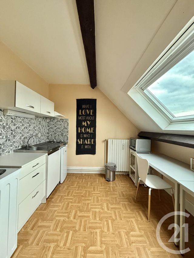 Appartement F1 &agrave; louer - 1 pi&egrave;ce - 20,35 m2 - Moulins - 03 - AUVERGNE