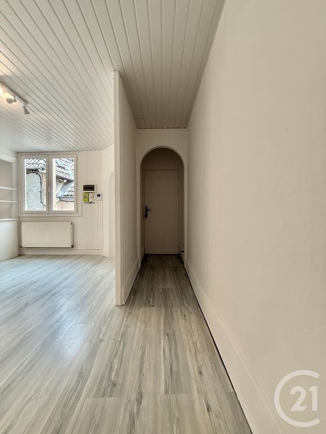 Appartement F3 &agrave; louer - 3 pi&egrave;ces - 69 m2 - Moulins - 03 - AUVERGNE