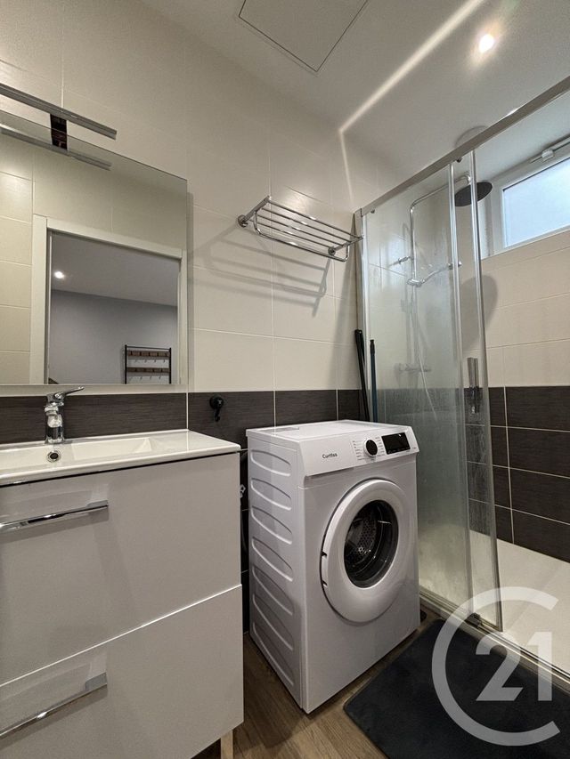 Appartement Studio &agrave; louer - 1 pi&egrave;ce - 31,19 m2 - Moulins - 03 - AUVERGNE