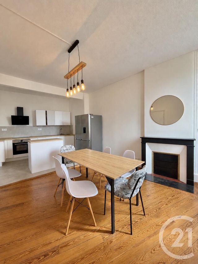 Appartement F5 &agrave; louer - 5 pi&egrave;ces - 123,60 m2 - Moulins - 03 - AUVERGNE