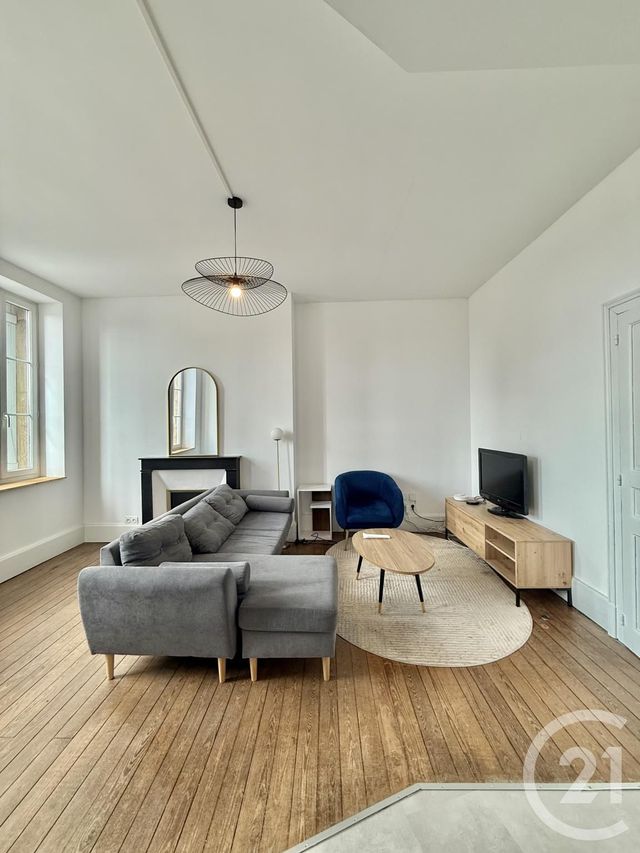 Appartement F5 &agrave; louer - 5 pi&egrave;ces - 123,60 m2 - Moulins - 03 - AUVERGNE
