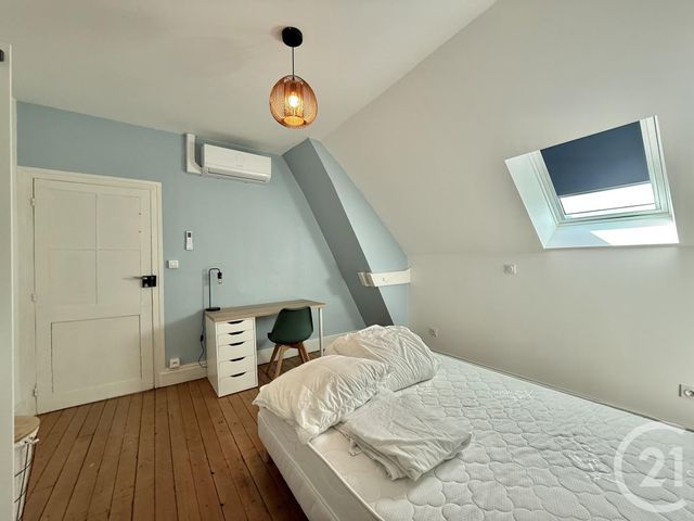 Appartement F5 &agrave; louer - 5 pi&egrave;ces - 123,60 m2 - Moulins - 03 - AUVERGNE
