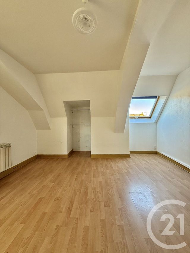 Appartement Studio &agrave; louer - 1 pi&egrave;ce - 28,24 m2 - Moulins - 03 - AUVERGNE
