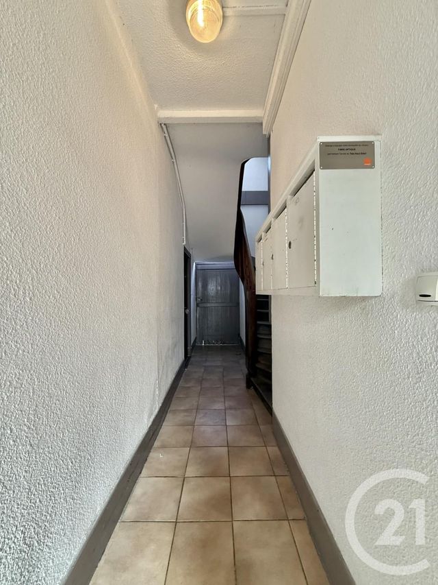 Appartement F2 &agrave; louer - 2 pi&egrave;ces - 26,58 m2 - Yzeure - 03 - AUVERGNE