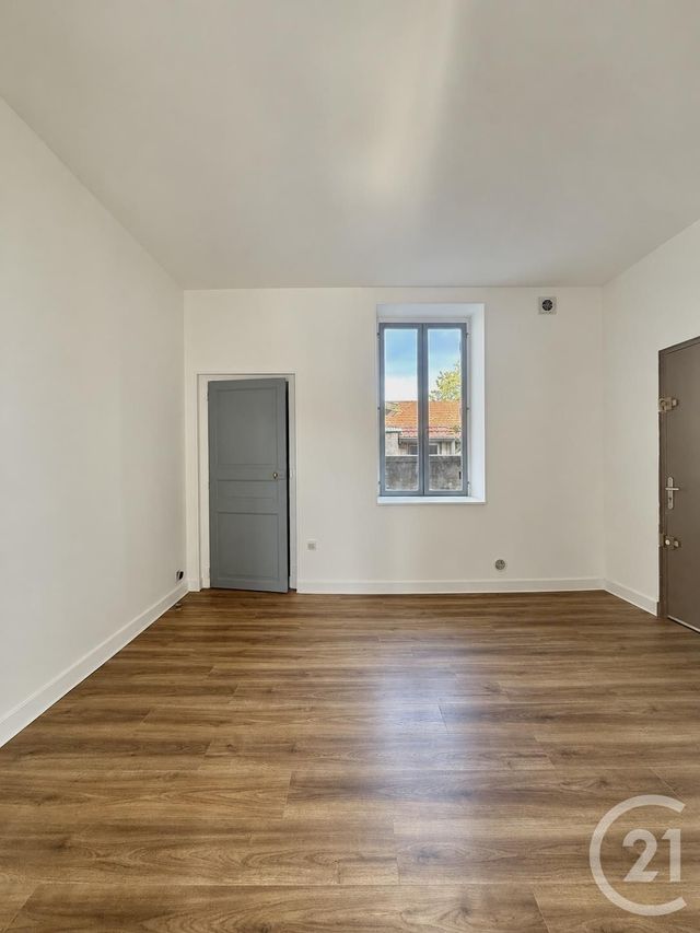 Appartement F2 &agrave; louer - 2 pi&egrave;ces - 26,58 m2 - Yzeure - 03 - AUVERGNE